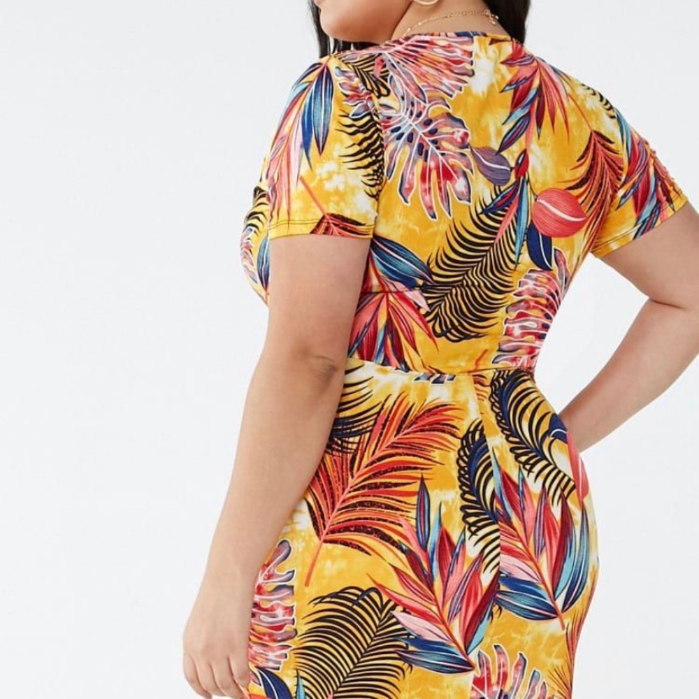 Beautiful Leaf Print Surplice Dress